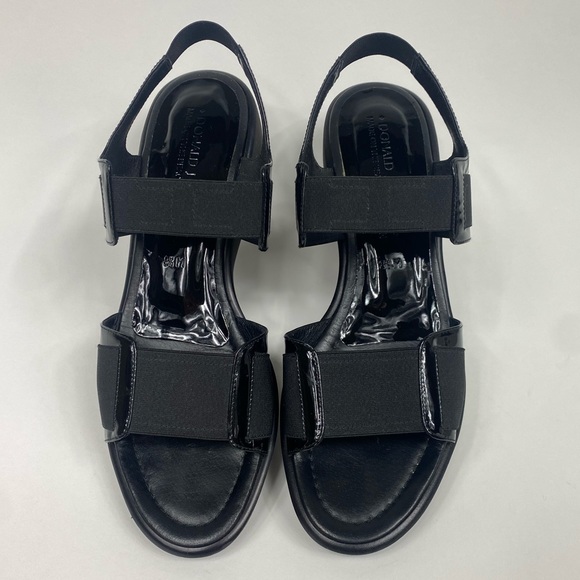 Donald J. Pliner Black Nona Patent Wedge Sandal Size Women's 8.5 - Picture 2 of 11